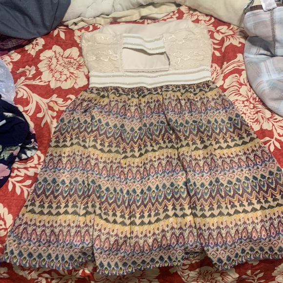 Trixxi dress,great condition. Already worn. - Picture 2 of 3